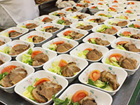 給食